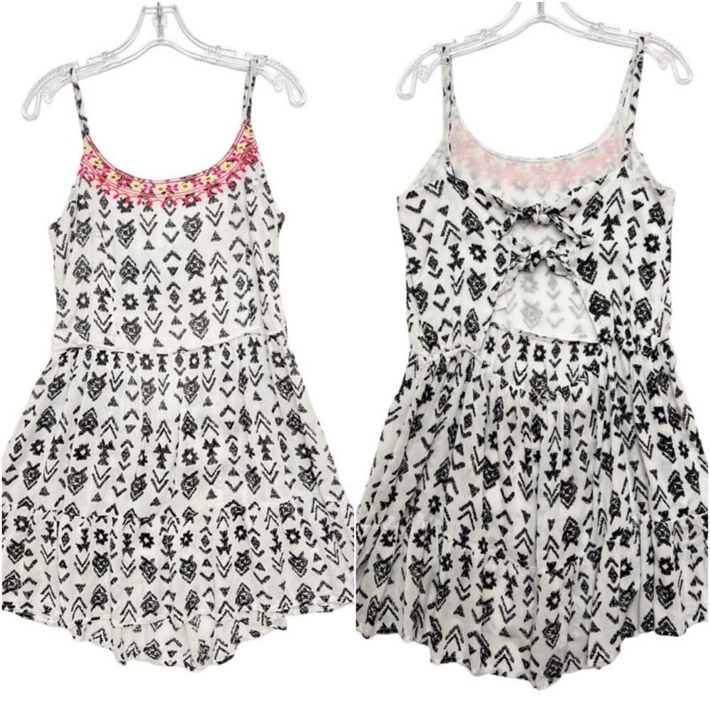 KIWI + PUNCH Southwestern Strappy Mini Dress White Black Open Tie Back Women's L